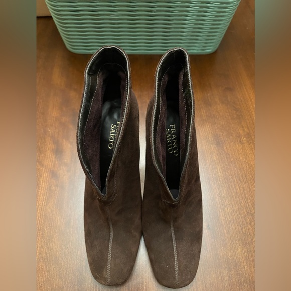 Franco Sarto Women's Ankle Boots Booties Brown High Heel Suede Size 7M - Picture 3 of 10